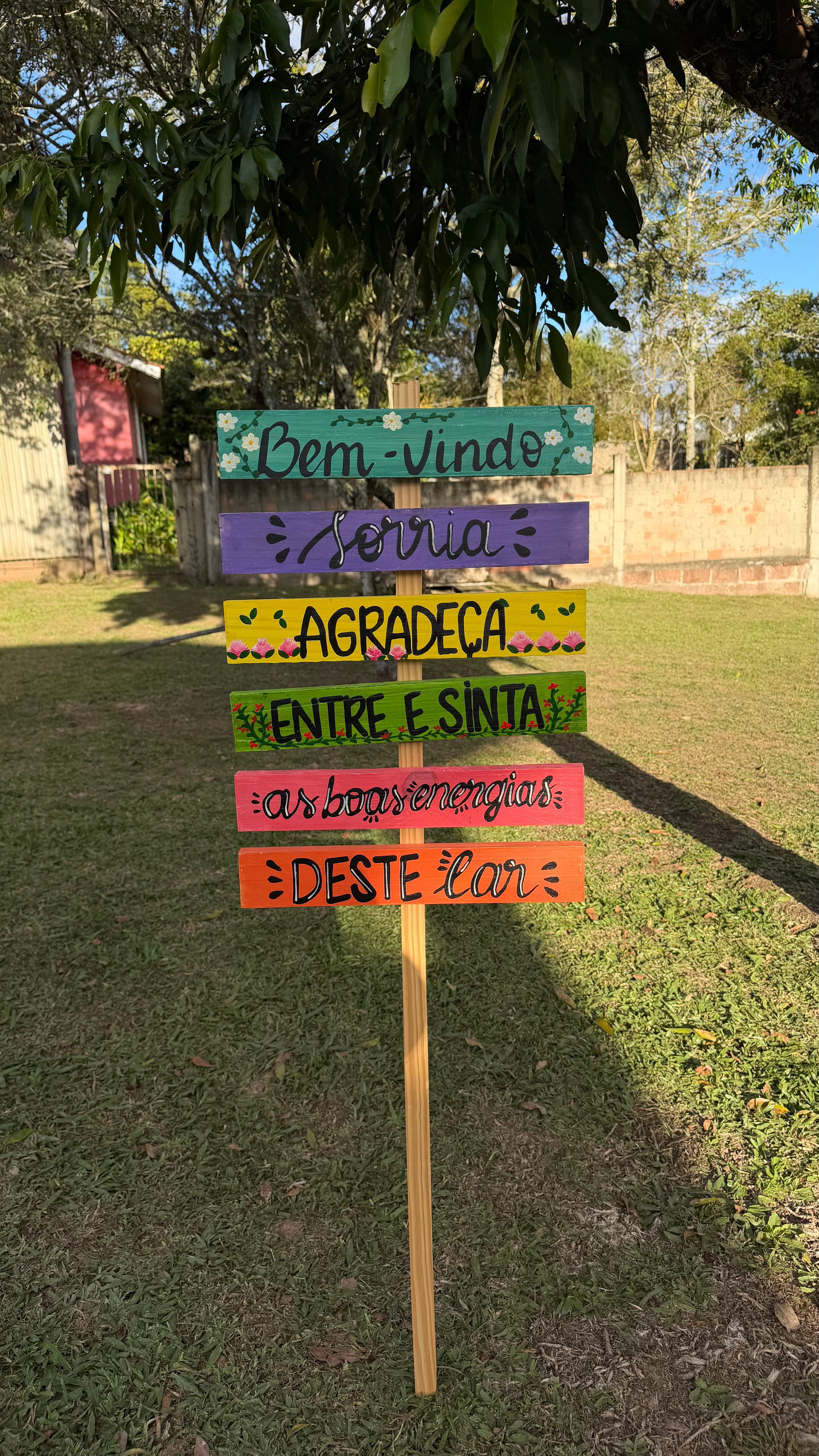 Placa - Bem vindo, Sorria, Agradeça, Entre e Sinta as boas energias desse lar