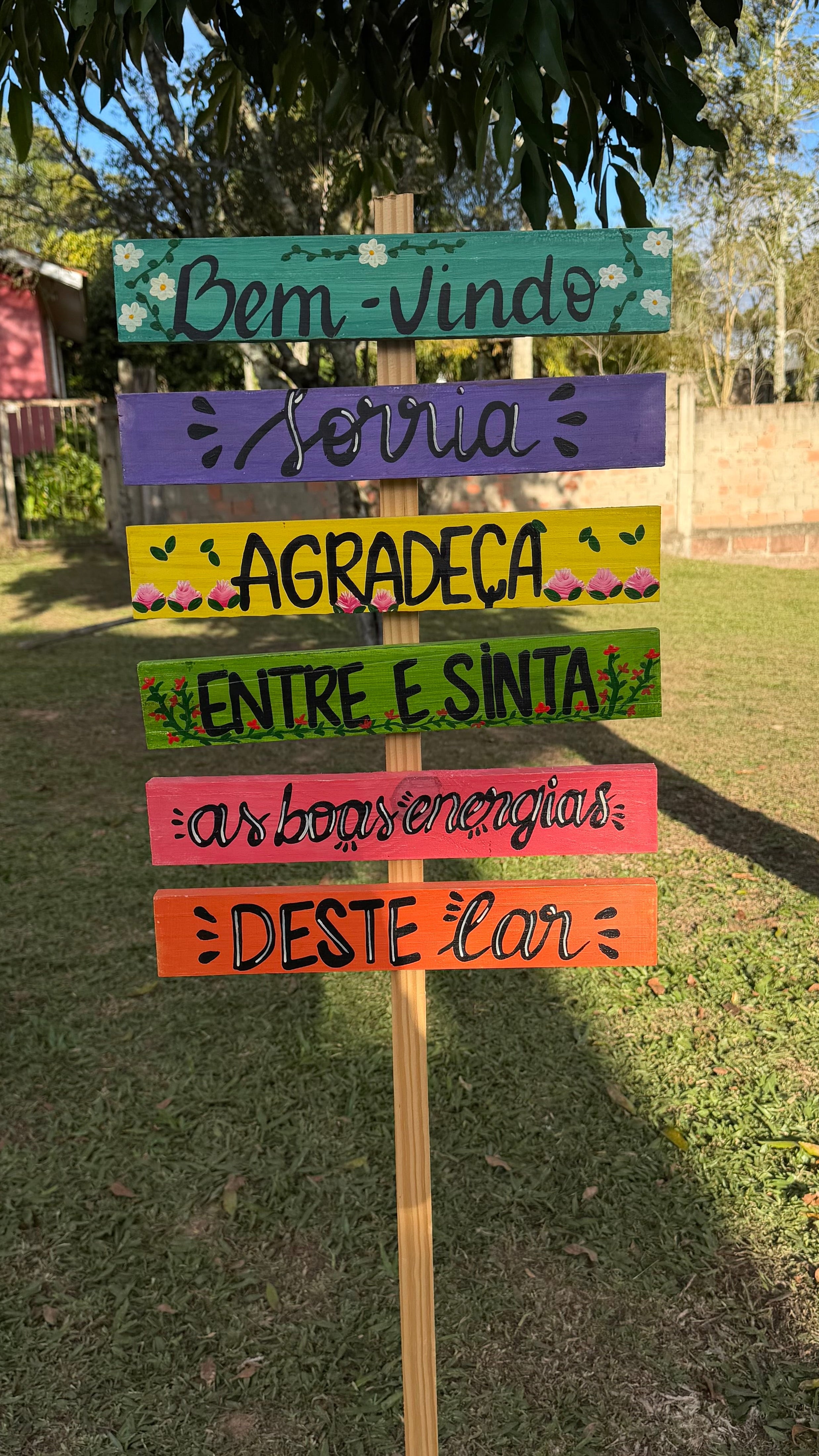 Placa - Bem vindo, Sorria, Agradeça, Entre e Sinta as boas energias desse lar