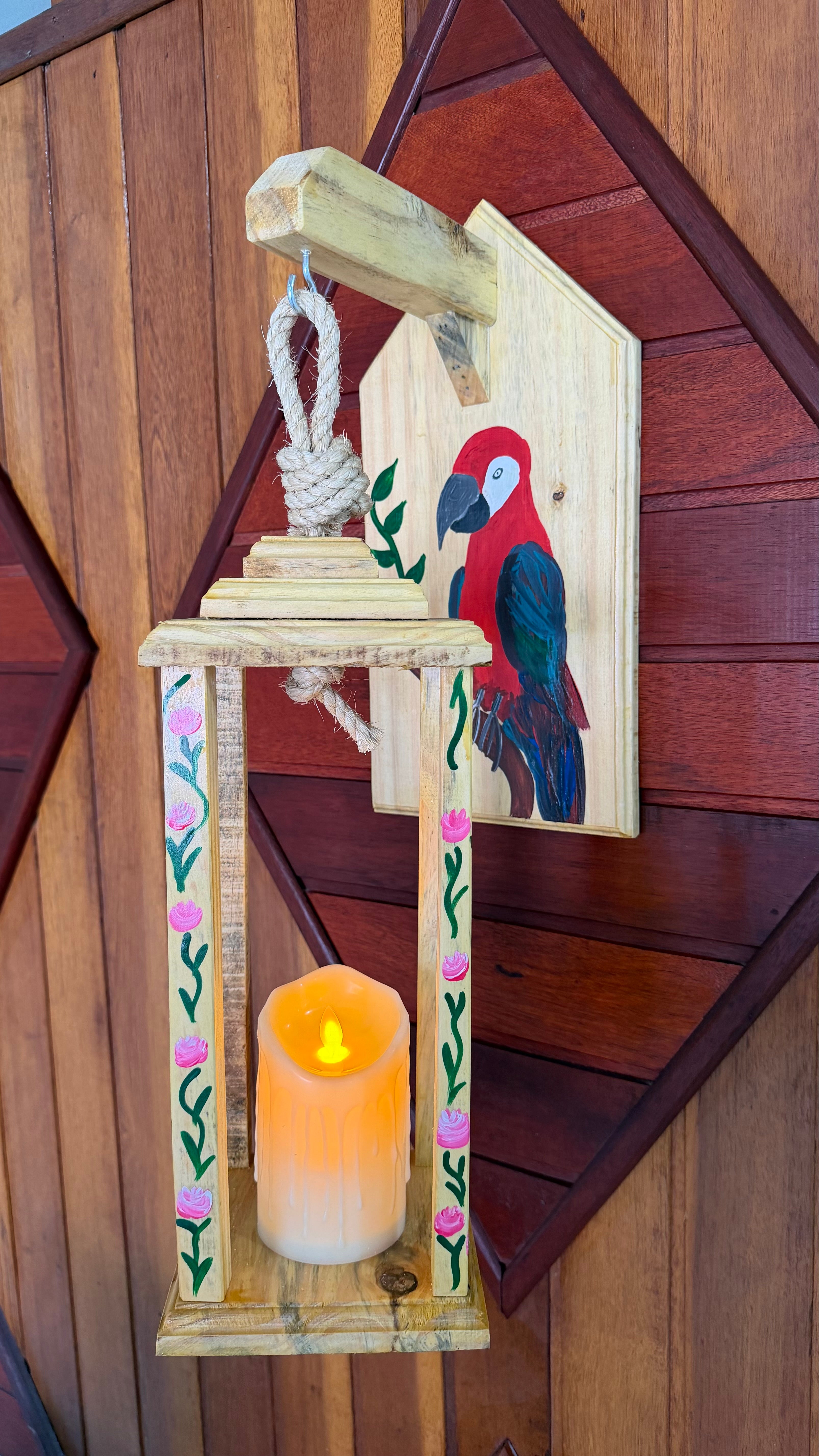 Lanterna Marroquina decorada Arara P