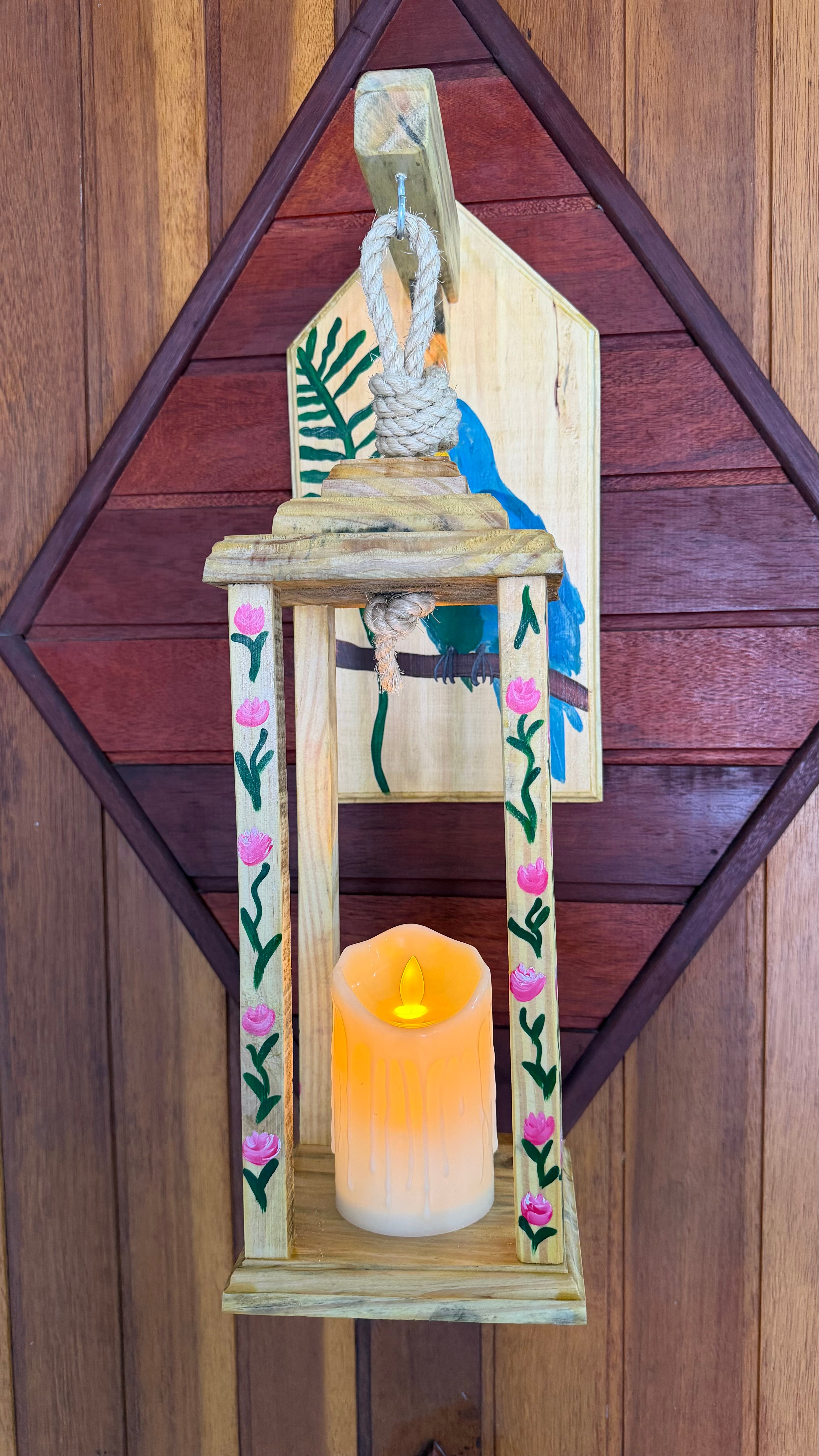 Lanterna Marroquina decorada Arara