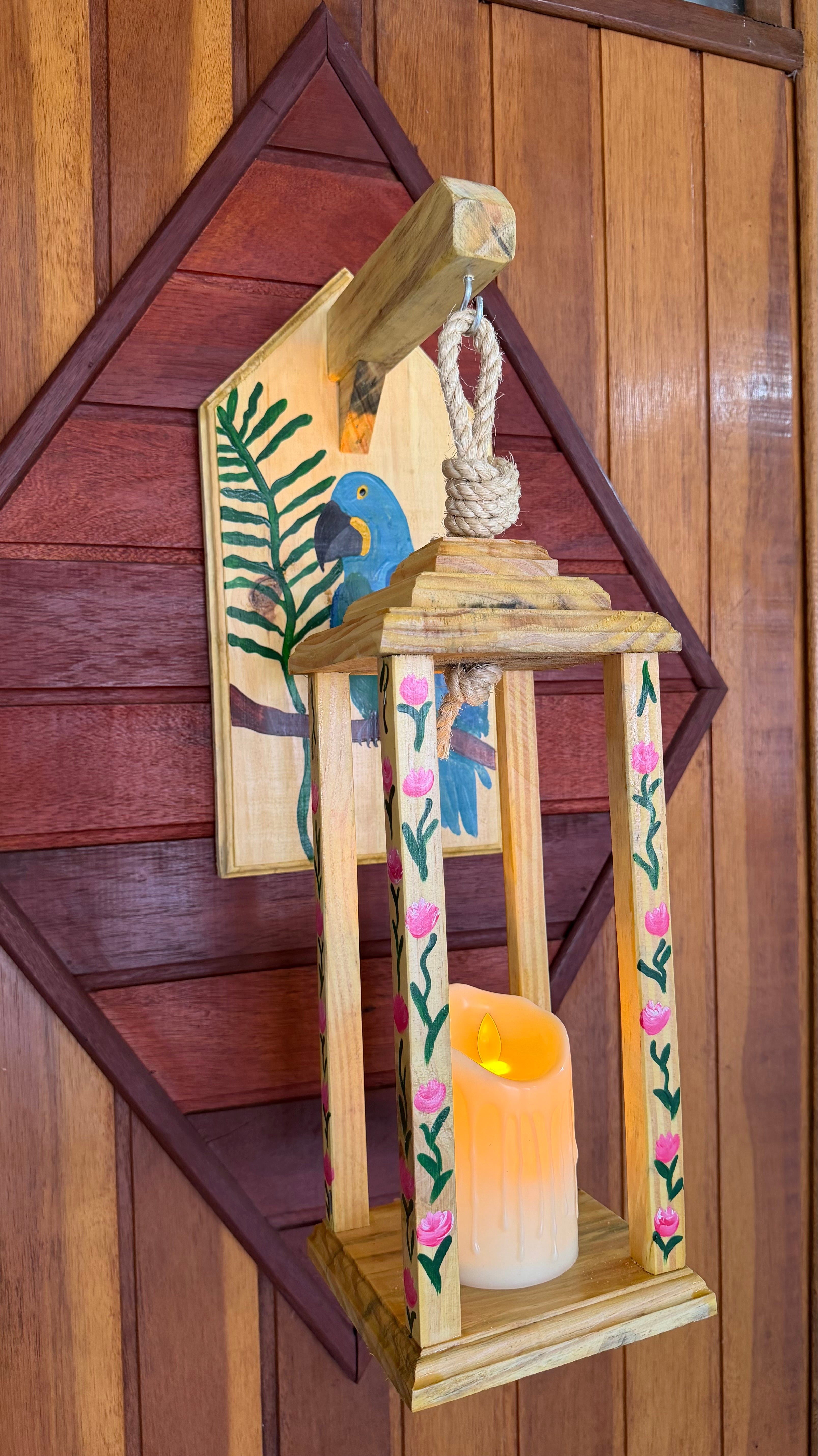 Lanterna Marroquina decorada Arara