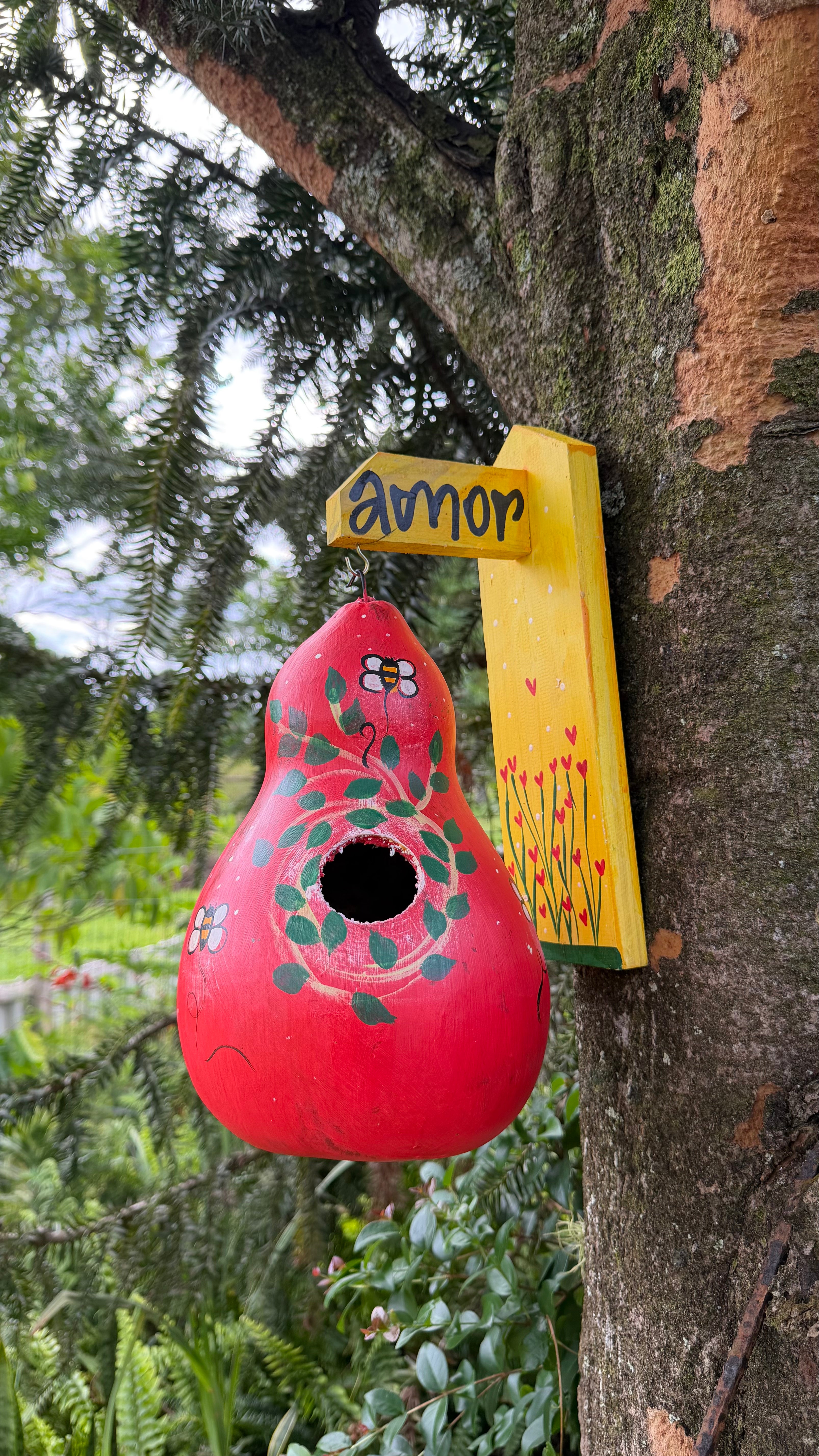 Casinha Decorada em Cabaça - AMOR