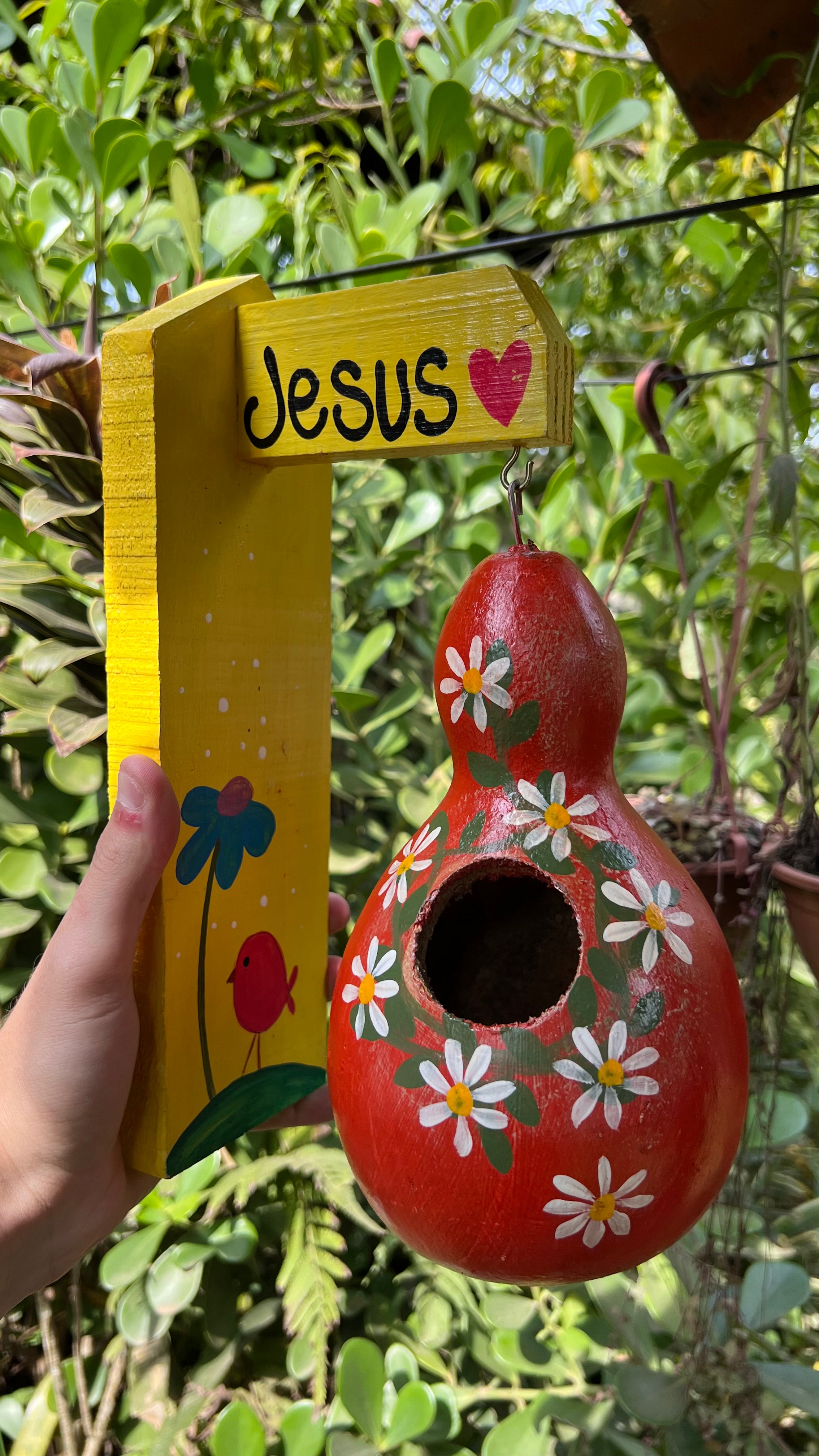 Casinha Decorada em cabaça - Jesus